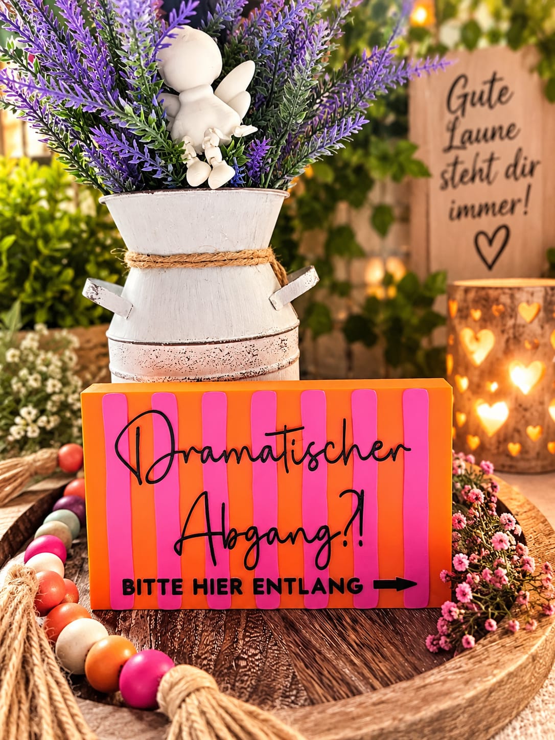 Schild „Dramatischen Abgang bitte hier entlang“ – witzige Wanddeko